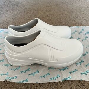 Gales Nursing Shoes